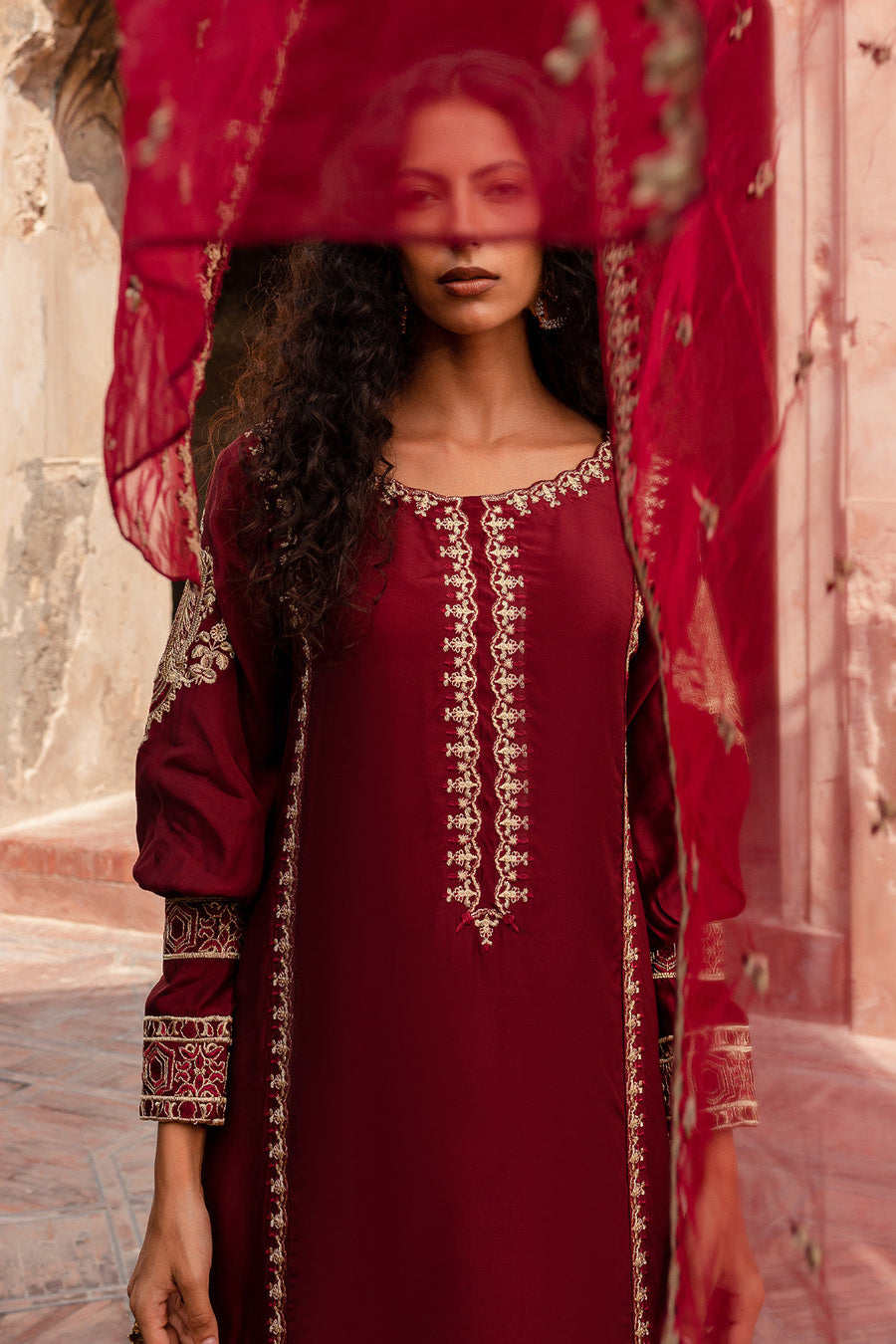 Raeesa