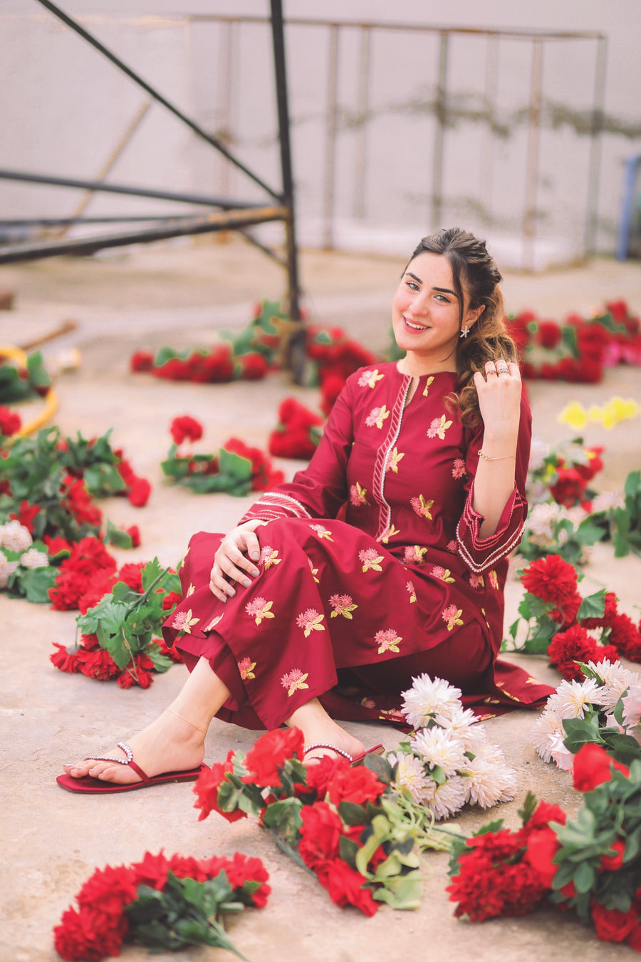 Gulaab Aainat