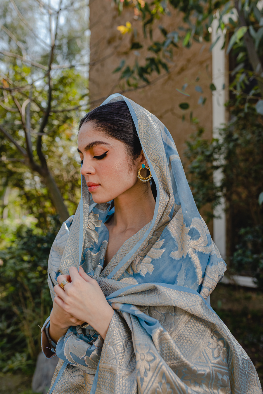 Jamawar Organza Dupata
